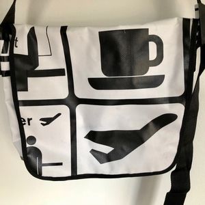 White and Black Graphic bag from Flughafen Zurich